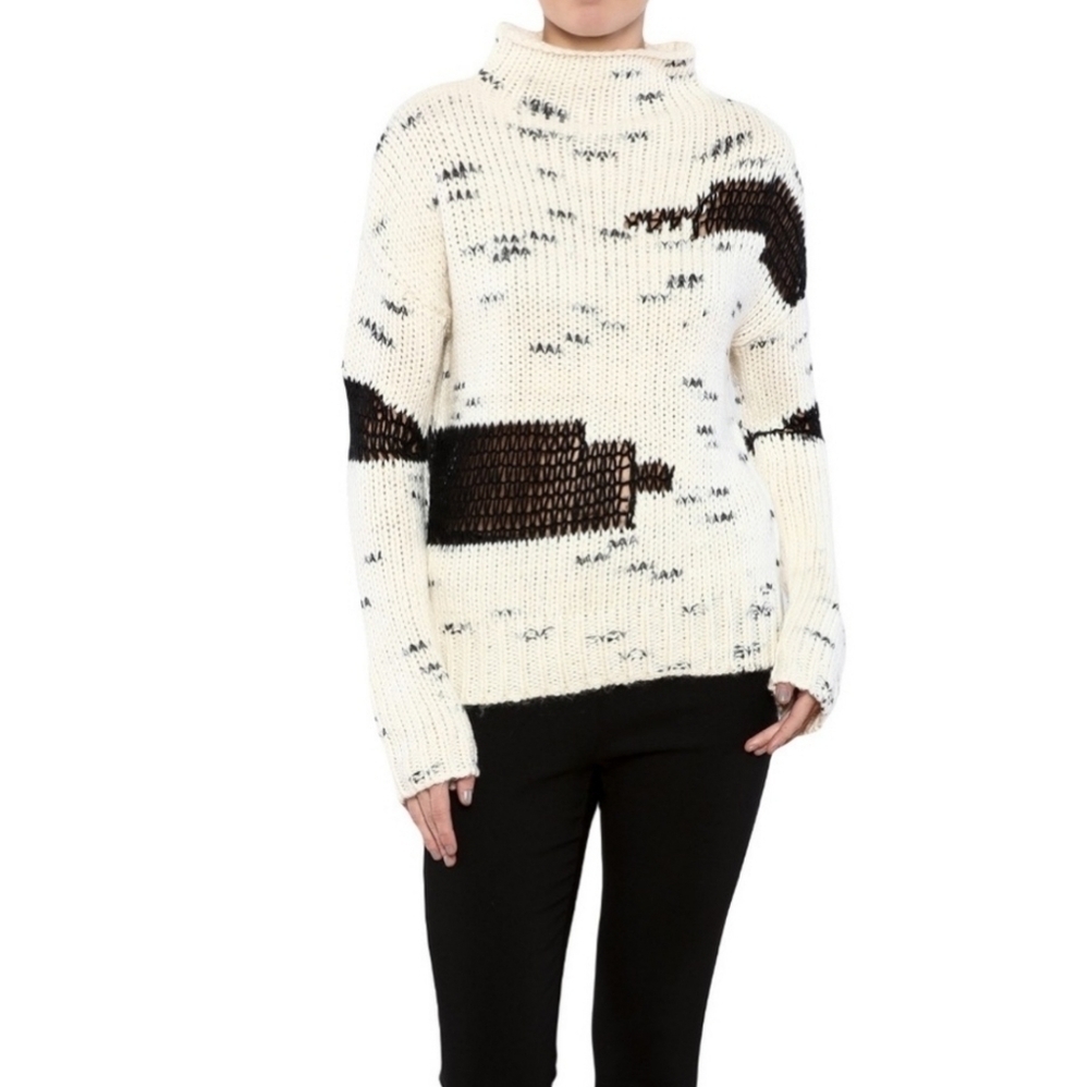 HOLT RENFREW HR2 Cream & Black Long Sleeves Turtleneck Sweater Women's Size M